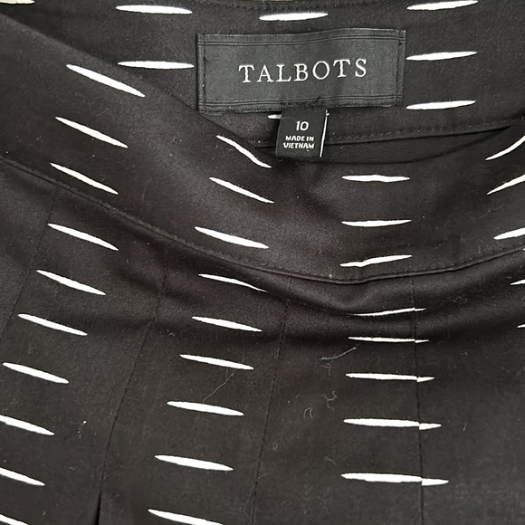 Talbots Pleated Black & Cream Skirt - Picture 4 of 7